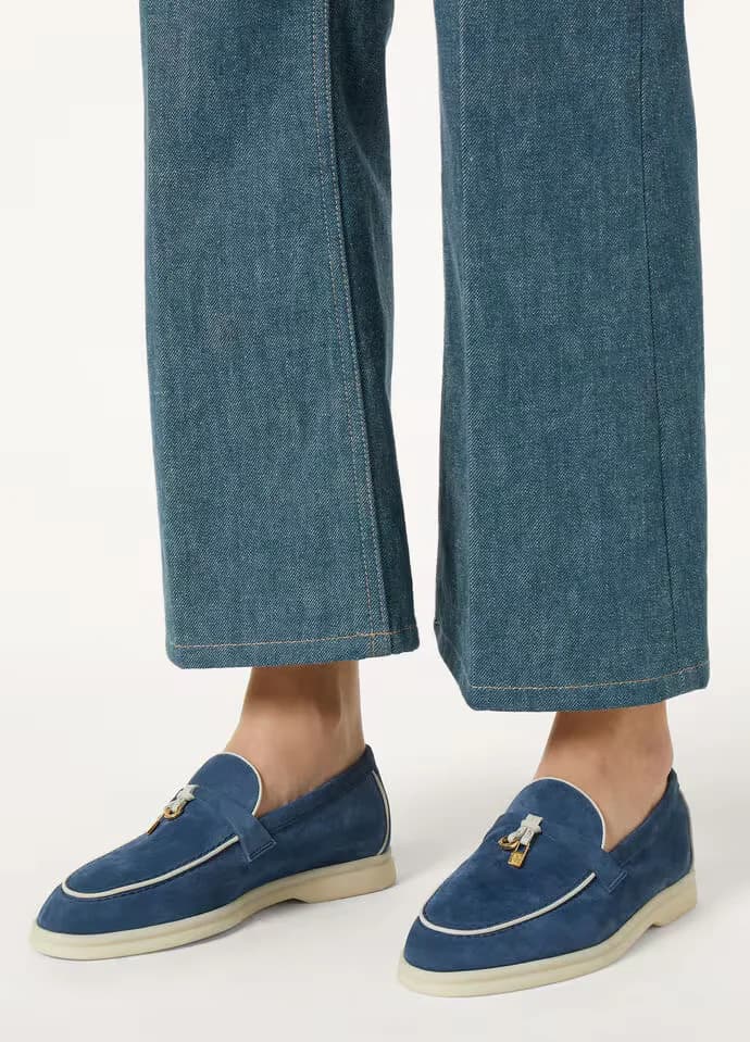 Loro Piana Summer Walk, pearl powder